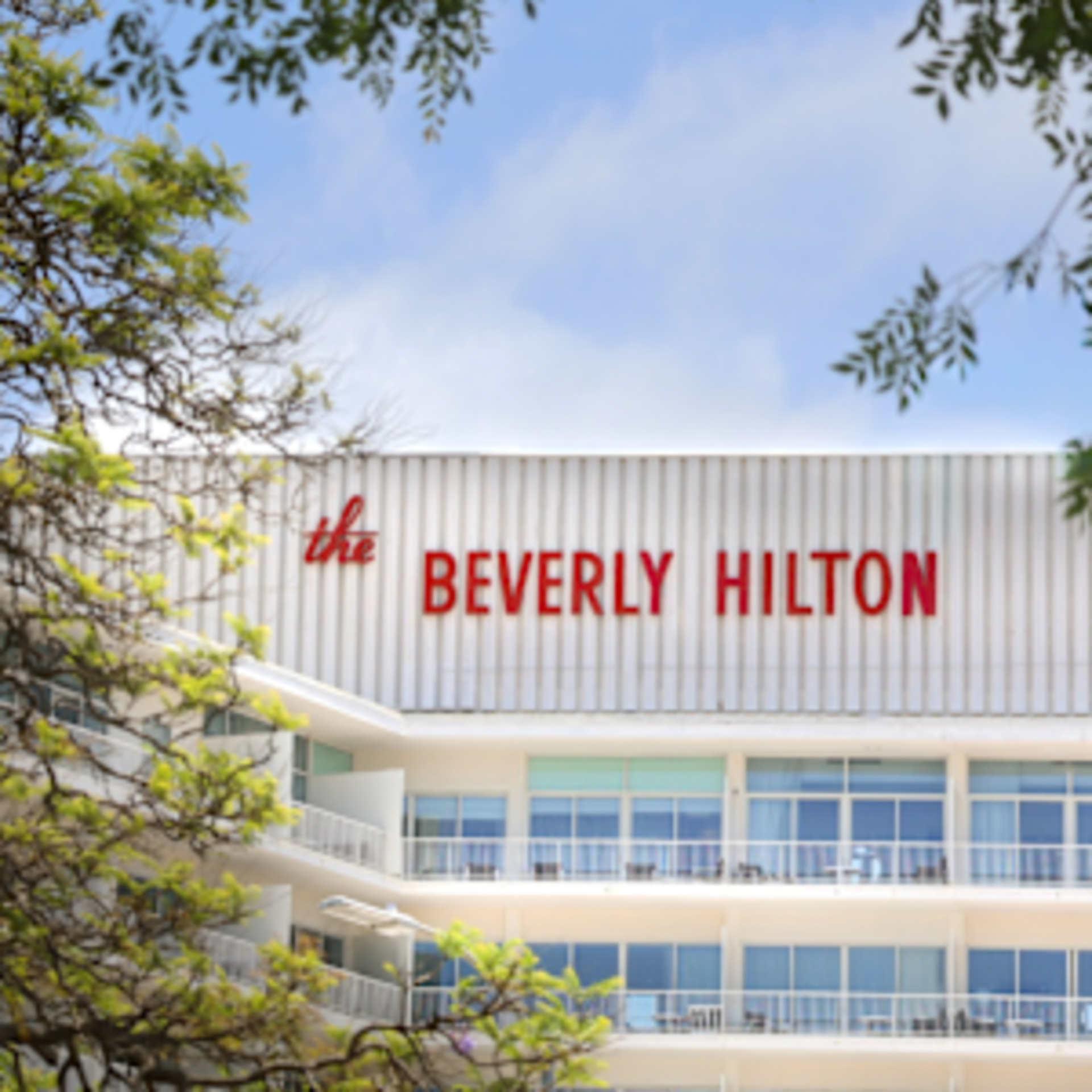 Luxury Rooms & Suites | Beverly Hilton Hotel - Official Site